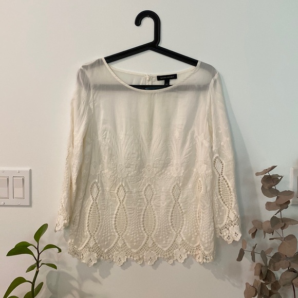 Beautiful white lace Banana Republic shirt - Picture 1 of 4